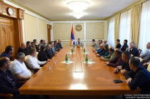 Արցախի նախագահը հանդիպել է կամավորականների հետ, անդրադարձել ռազմաքաղաքական իրավիճակին