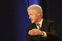 Bill Clinton to meet Abdullah Gul in Istanbul 