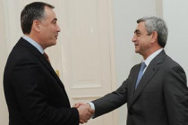 Serzh Sargsyan receives BSTDB President Andrey Kondakov