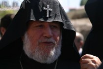 His Holiness Karekin II extends condolences to Pope Benedict XVI