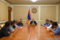 Արցախի նախագահը հանդիպել է Հադրութի շրջանից տեղահանված մի խումբ բնակիչների հետ