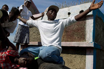 Haitian protesters clash with UN peacekeepers