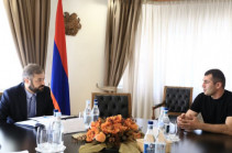 Պապոյանը ծանոթացել է քաղաքացիների խնդիրներին, լսել նրանց առաջարկները