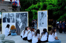 В Ереване открылась фотовыставка «Азнавур глазами Каспаряна»