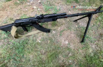 Երևանում հայտնաբերվել է կասկածելի պարկ, որում եղել է աշխարհի ամենահզոր զենքերից մեկը. քաղաքացին զենքերն Արցախից է բերել (Լուսանկարներ)