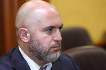 Оппозиционные депутаты посетили политзаключенного Армена Ашотяна