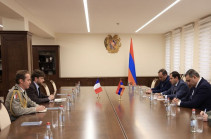 Պապիկյանը Ֆրանսիայի դեսպանի հետ քննարկել է պաշտպանության բնագավառում Հայաստան-Ֆրանսիա  համագործակցության ընթացքն ու ծրագրերը