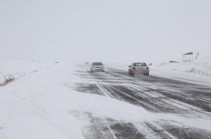 Սյունիքի բարձրադիր գոտիների, Գեղարքունիքի, Արագածի, Ապարանի տարածաշրջանների ավտոճանապարհներին և Տիգրանաշենի ոլորաններին տեղ-տեղ մերկասառույց է