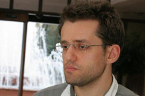 FIDE GP: Aronian shares first place with Alekseev