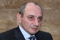 Bako Sahakyan met 