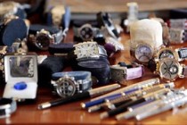 $25m in jewels found in Paris sewer