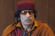 William Gortney: Gaddafi recruits and arms 'volunteers'