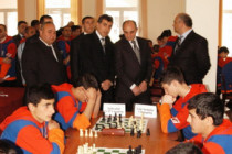 NKR President attends Armenian School Chess Olympiad final round