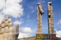 Dismantling of monument to Armenian-Turkish friendship starts