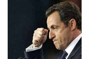 Sarkozy, Merkel meeting on debt crisis