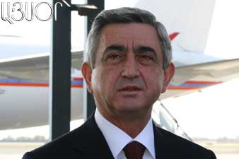 Serzh Sargsyan visits Armenian Genocide Monument in Montebello 