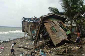 Typhoon hits Philippines