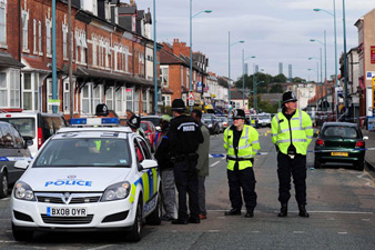 3 wounded in London shooting 