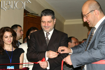 Digitech Expo 2009 gets under way in Yerevan