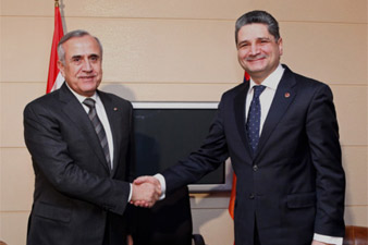 Armenian PM met president of Lebanon