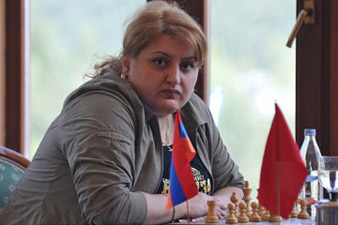 Elina Danielian received 1 point out of 2 possible 