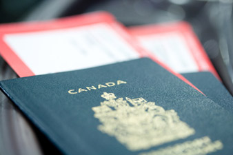 Man uses iPad to cross Canada-US border 