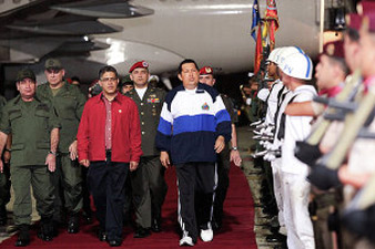 Chavez back to Venezuela after his cancer treatment in Cuba