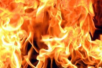 Two monks in Tibet set fire to themselves