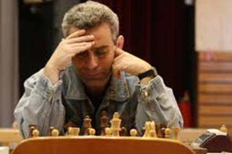 Sergey Kasparov scored 4,5 points