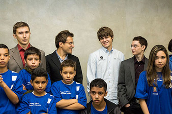 Aronian draws with Anand 