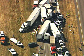 Massive car pileup in Texas