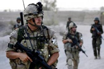 US keeps 10,000 of its troops in Afghanistan