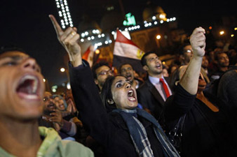 Egypt's opposition rejects Morsi compromise on constitution