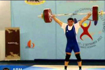 Simon Martirosian wins gold at World Youth Weightlifting Championship 