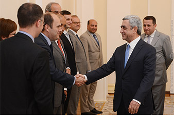 Serzh Sargsyan receives EBRD President 