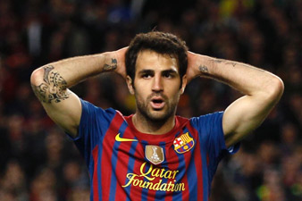 Manchester United preparing fourth bid for Cesc Fabregas