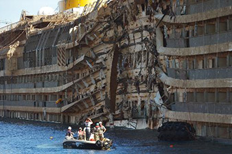 Shipwreck captain 'jumped off' Costa Concordia