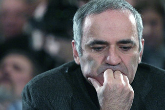 Latvia shelves Kasparov’s request for citizenship