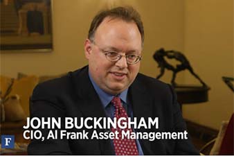 Guru Picks 2014: Value Investor Buckingham Likes Apple, American Eagle...