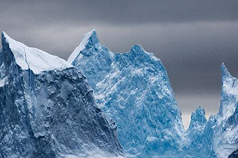 Russian ship stuck in ice near Antarctica