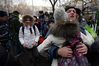 Student kills teacher, policeman in Moscow school shooting