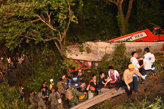 15 children killed in Thailand bus crash