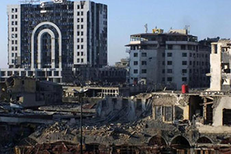 Fatal car bomb hits Homs