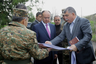 Seyran Ohanian visits air defense units 