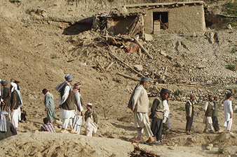 Hundreds missing in Afghanistan landslide