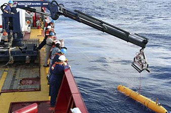 Chinese ship to map seabed in search for MH370