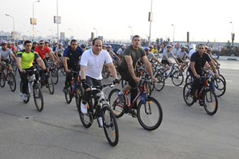 Sisi gets on his bike to fight fuel subsidies