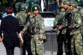 China Xinjiang attack on police 'leaves 13 dead'