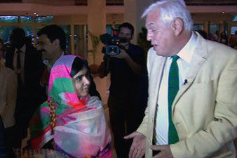 Malala meets Nigeria's leader over abducted girls