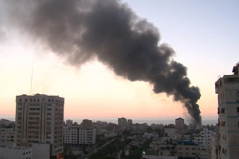 Gaza conflict: New three-day ceasefire holds